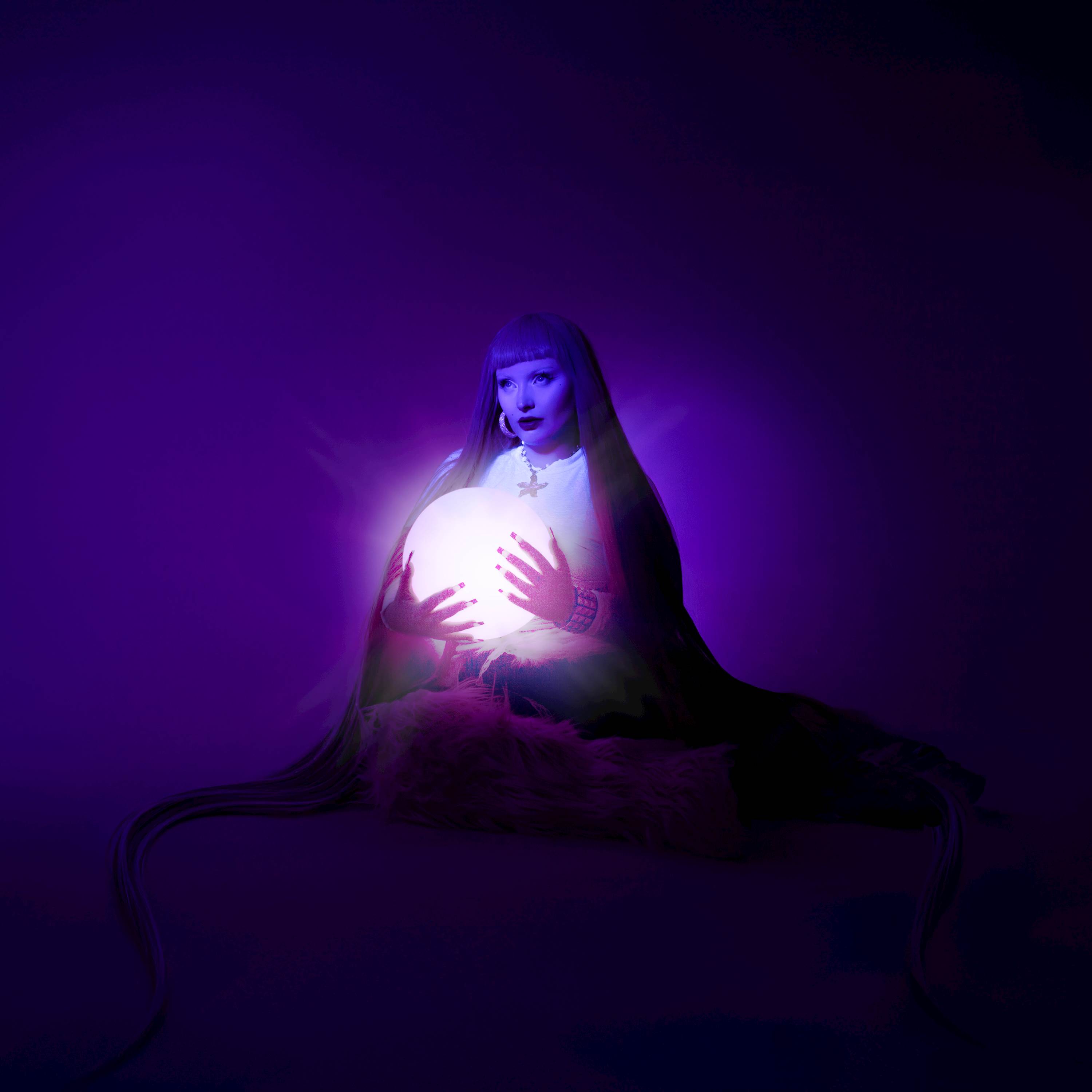 ULTRAVI0LET